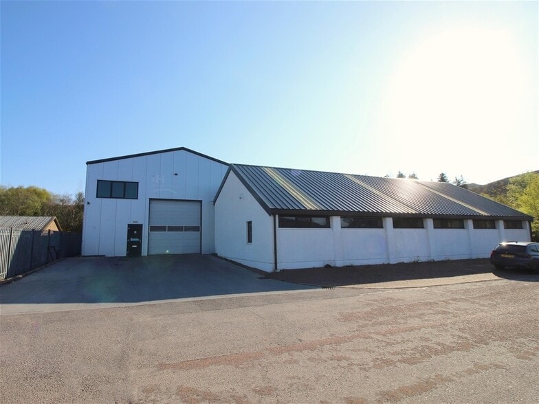 Units 123 Industrial Unit Ullapool, Ullapool en venta - Foto del edificio - Imagen 2 de 27
