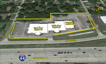 2705-2745 E Skelly Dr, Tulsa, OK - VISTA AÉREA  vista de mapa