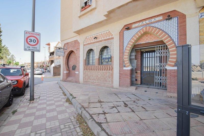 Local en Albolote, Granada en venta - Foto del edificio - Imagen 1 de 30
