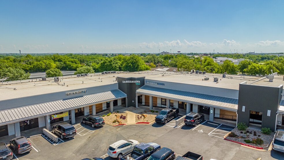 15803 Windermere Dr, Pflugerville, TX en alquiler - Foto del edificio - Imagen 2 de 10