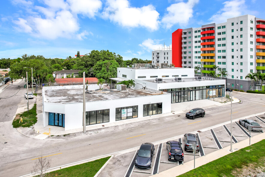 5570 NE 4th Ave, Miami, FL en alquiler - Foto del edificio - Imagen 2 de 4