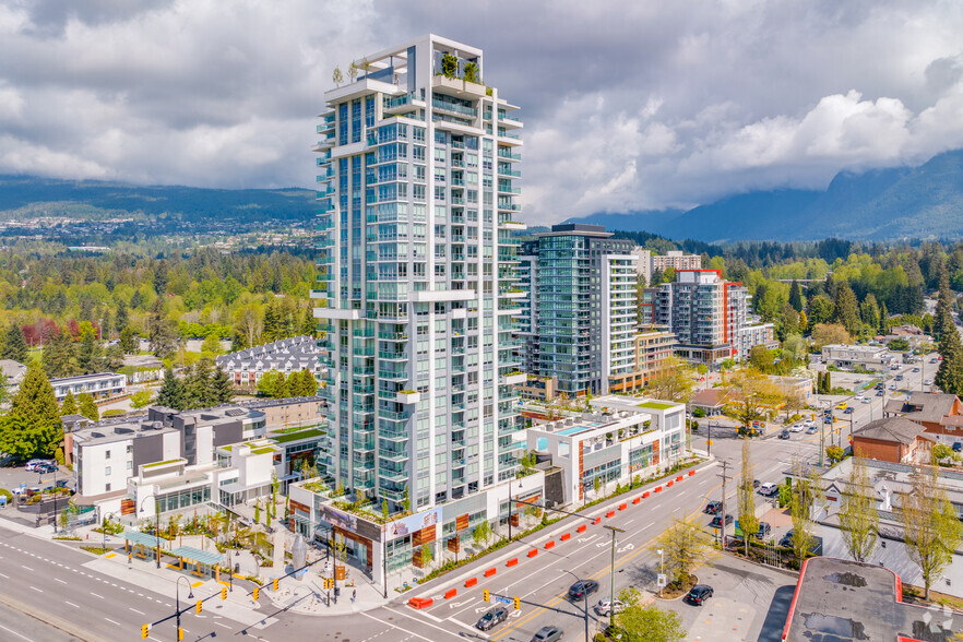 1613 Capilano Rd, North Vancouver, BC en venta - Foto principal - Imagen 1 de 7