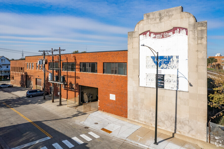 4006 W Belden Ave, Chicago, IL en alquiler - Foto del edificio - Imagen 3 de 6