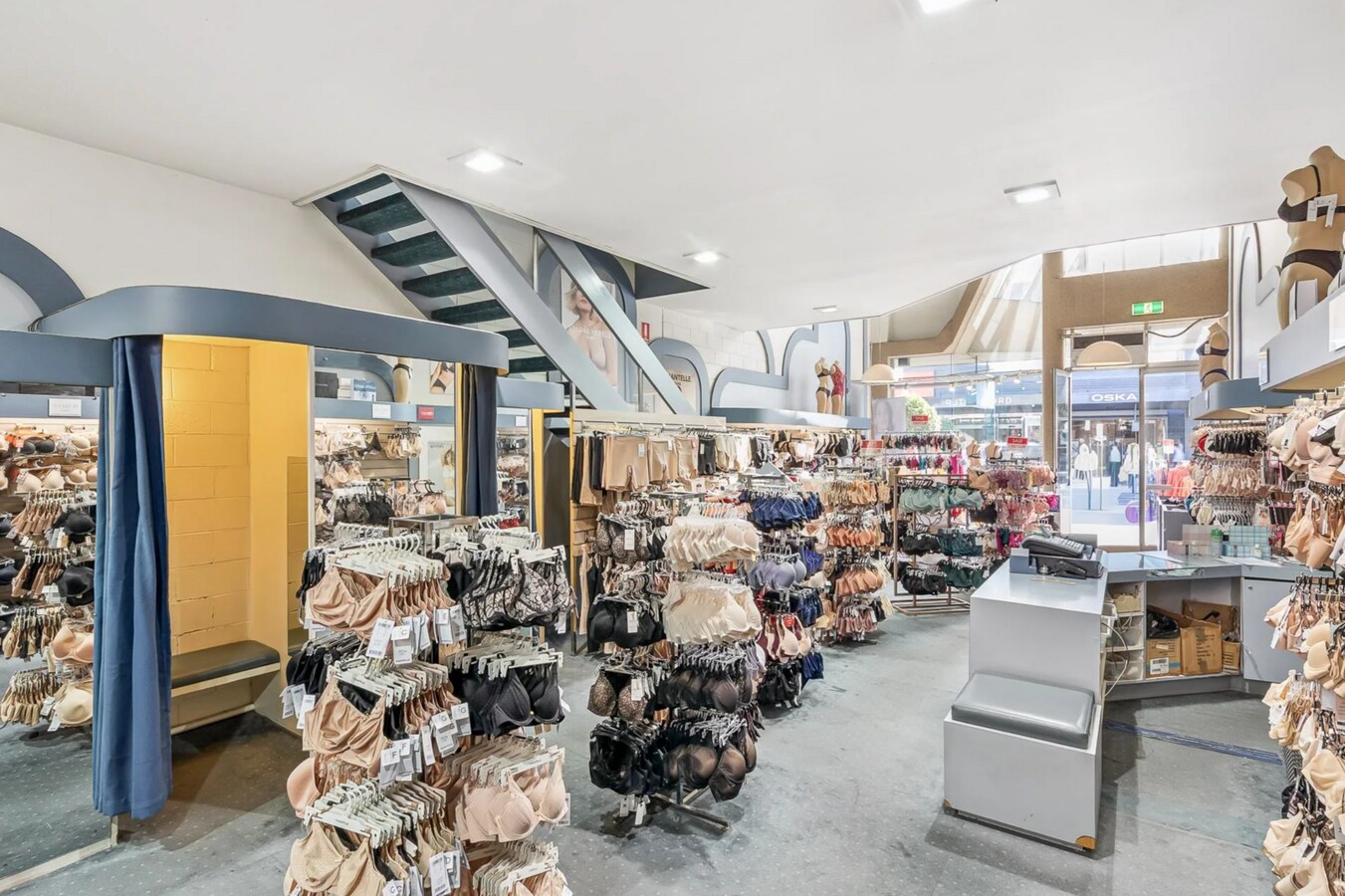658-662 Burke Road, Camberwell, VIC 3124 - Unidad 658 -  - Foto del interior - Image 2 of 4