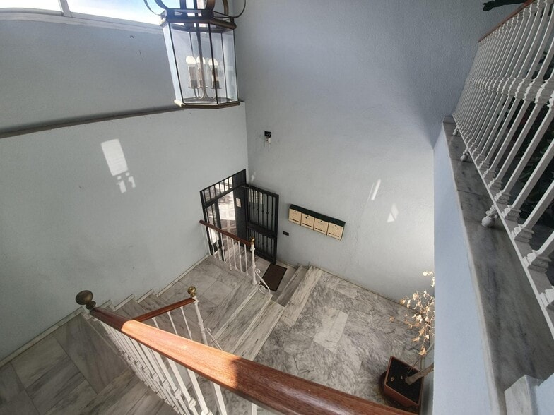 Oficina en SEVILLA en alquiler - Foto del edificio - Imagen 2 de 13