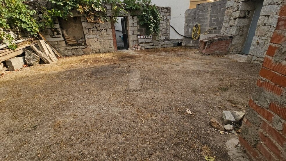 Calle del Beneficio, 8A, Colmenar Viejo, Madrid en venta - Foto del edificio - Imagen 2 de 12