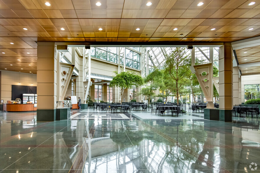 1 Bausch and Lomb Pl, Rochester, NY en alquiler - Lobby - Imagen 3 de 14