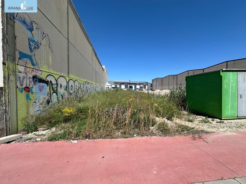 Nave en Peligros en venta - Foto del edificio - Imagen 2 de 5