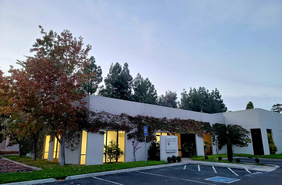 3350 Scott Blvd, Santa Clara, CA en alquiler - Foto del edificio - Imagen 1 de 6