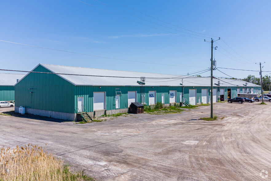 42 Ch De La Rivière-Delisle N, Coteau-du-lac, QC en alquiler - Foto del edificio - Imagen 2 de 2