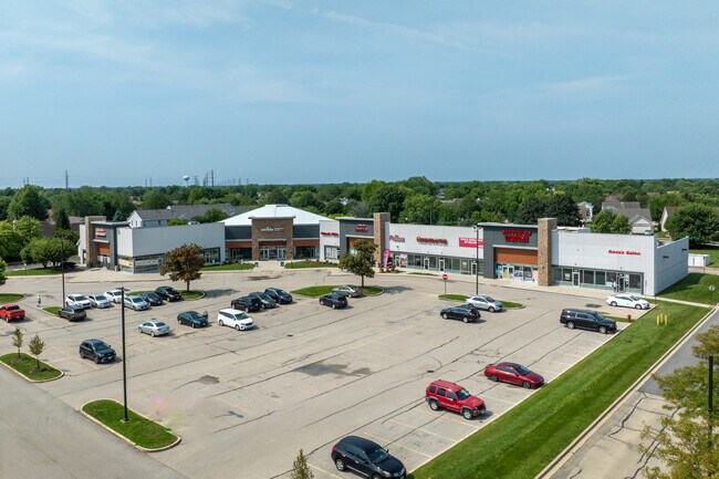 Más detalles de 402-440 N Weber Rd, Romeoville, IL - Local para subasta