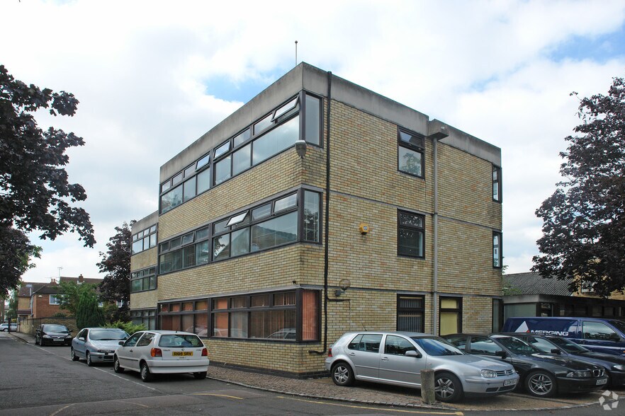 Holly Rd, Hampton en venta - Foto principal - Imagen 1 de 1