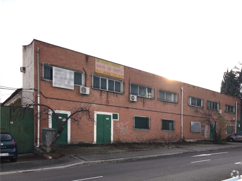 Calle Copérnico, 5, Coslada, Madrid en venta - Foto del edificio - Imagen 3 de 3