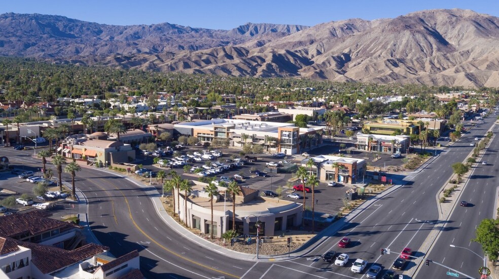 El Paseo, Palm Desert, CA en alquiler - Foto del edificio - Imagen 1 de 16