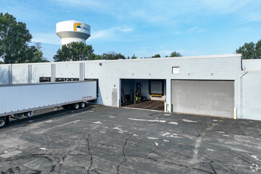 7000 Highway 65 NE, Fridley, MN en alquiler - Foto del edificio - Imagen 2 de 8