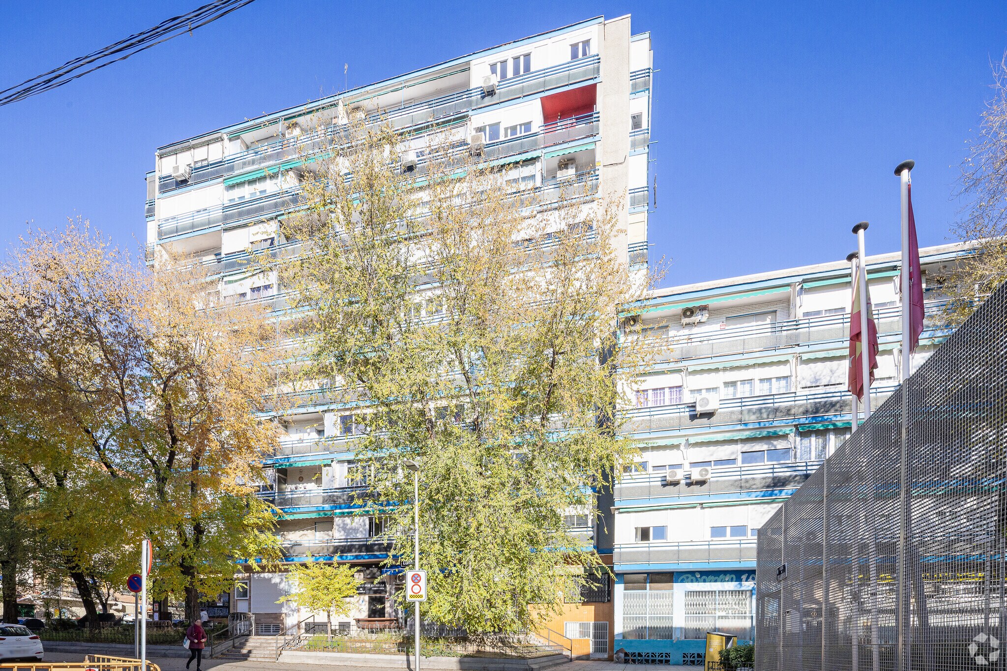 Calle Villajoyosa, 87, Madrid, Madrid en venta Foto principal- Imagen 1 de 1