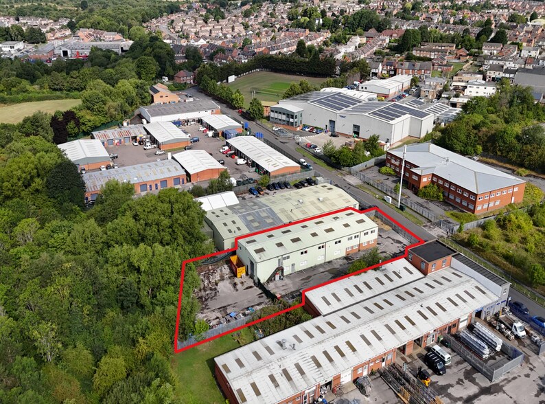 Amber Dr, Nottingham en venta - Foto del edificio - Imagen 3 de 24