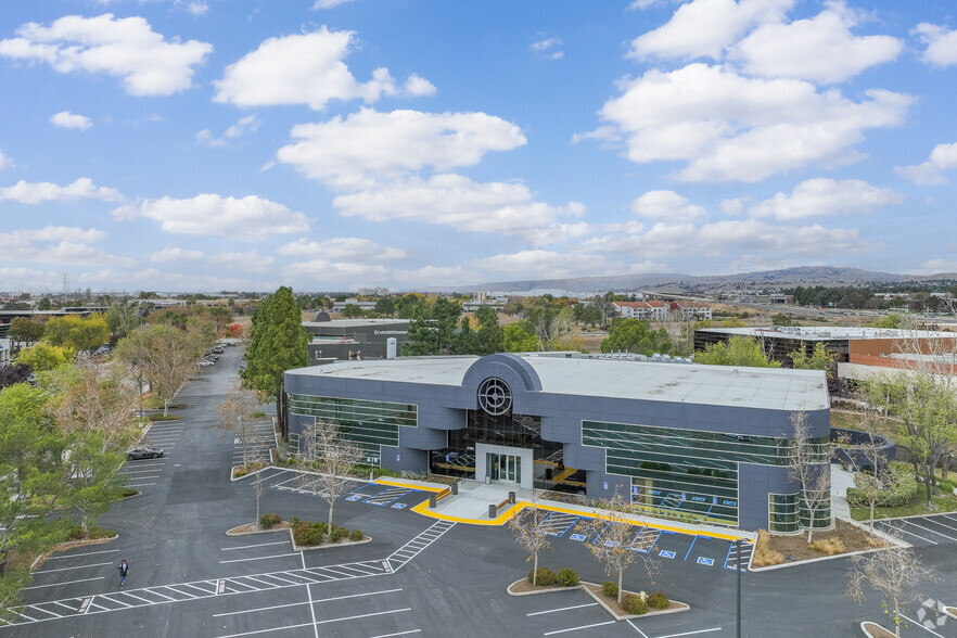 47200 Bayside Pky, Fremont, CA en alquiler - Foto del edificio - Imagen 3 de 19