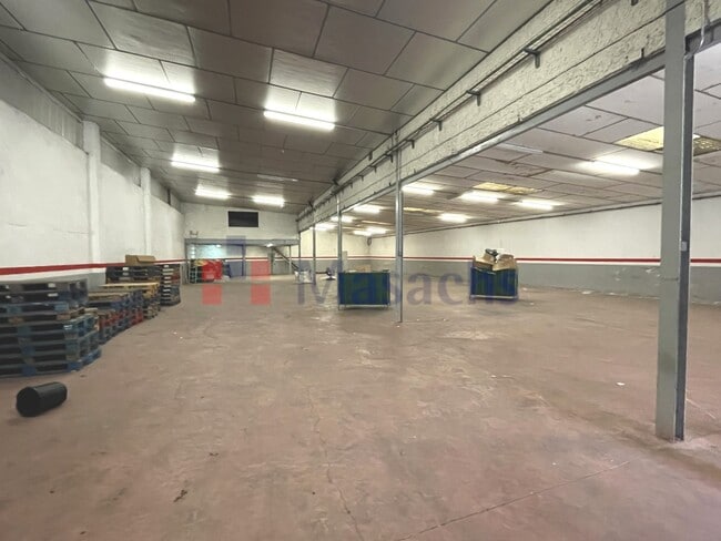 Más detalles de Nave en alquiler