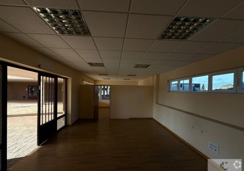 Local en Ávila, Ávila en alquiler - Foto del interior - Imagen 1 de 1