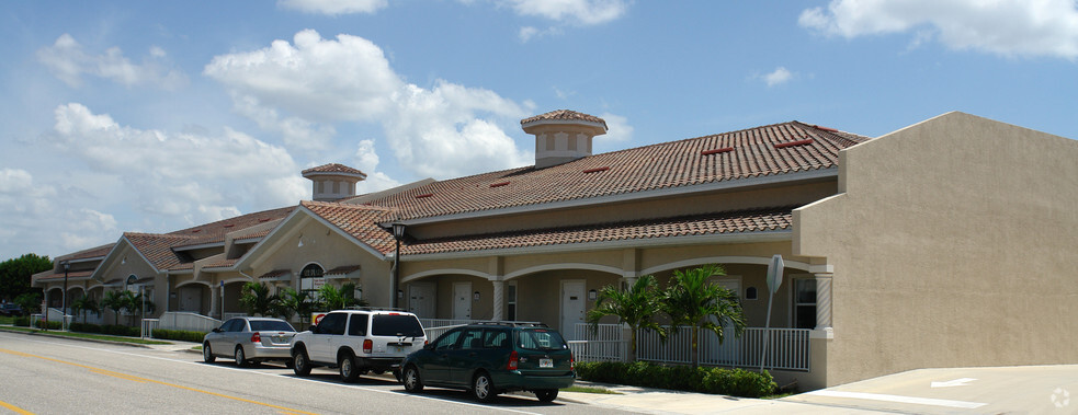 4519 SE 16th Pl, Cape Coral, FL en alquiler - Foto del edificio - Imagen 2 de 51