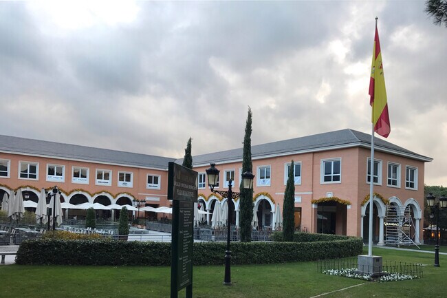 Más detalles de Calle Estafeta, 2, Alcobendas - Oficina en alquiler