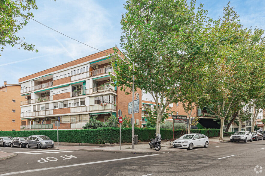 Avenida Logroño, 154, Madrid, Madrid en venta - Foto principal - Imagen 1 de 3