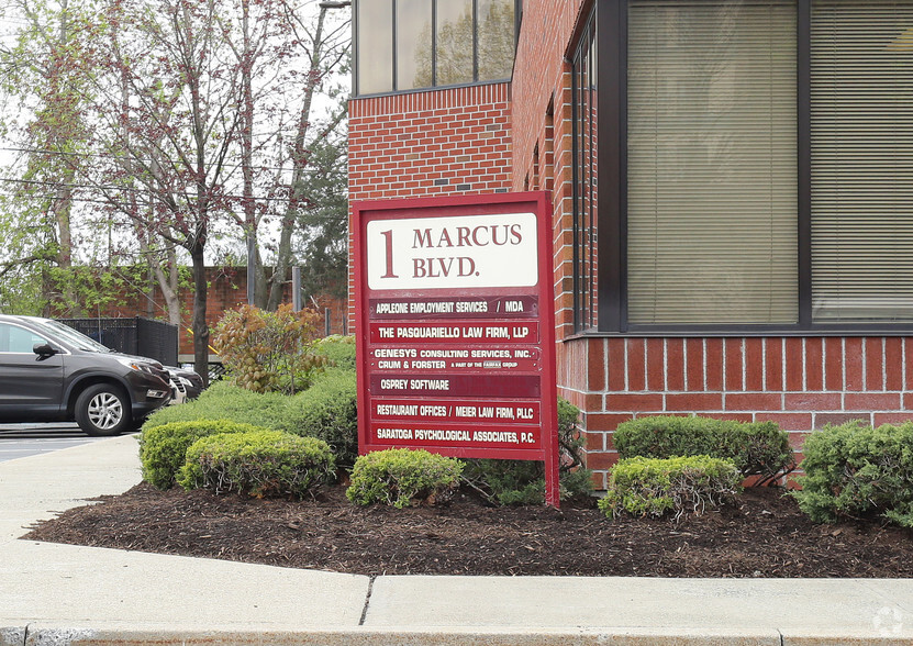 1 Marcus Blvd, Colonie, NY en alquiler - Foto del edificio - Imagen 3 de 8