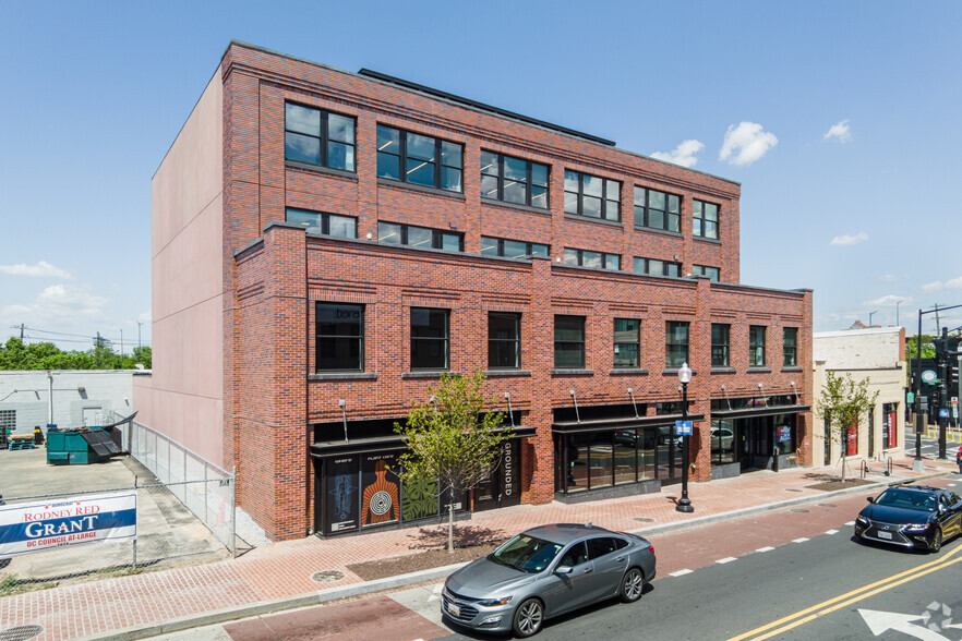 1909 Martin Luther King Jr. Ave SE, Washington, DC en alquiler - Foto del edificio - Imagen 1 de 5