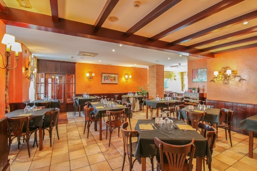 Local en Aretxabaleta, Guipúzcoa en venta - Foto del interior - Imagen 3 de 39