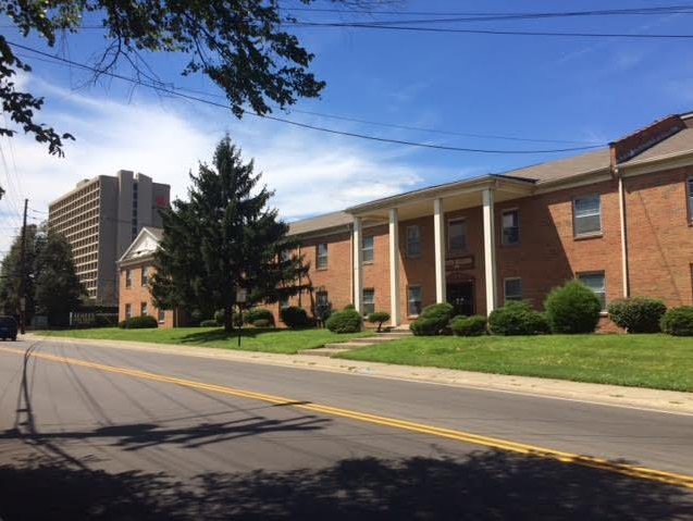 1939 Goldsmith Ln, Louisville, KY en alquiler - Foto del edificio - Imagen 1 de 13