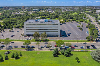 1600 Stewart Ave, Westbury, NY - VISTA AÉREA  vista de mapa - Image1