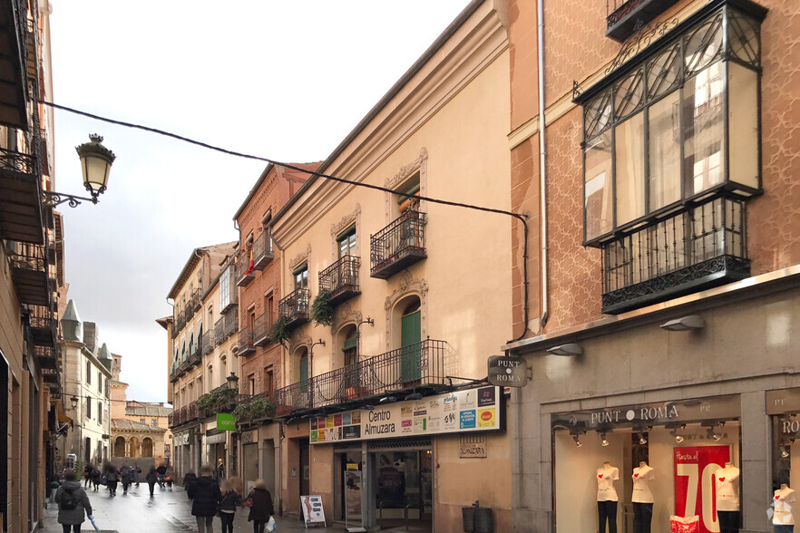 Calle De Juan Bravo, 6, Segovia, Segovia en alquiler - Foto del edificio - Imagen 2 de 7