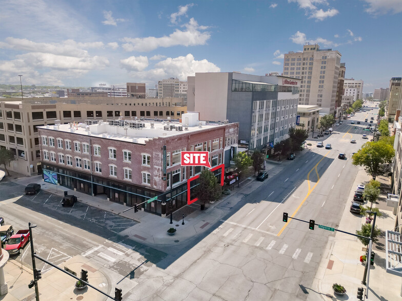 423 E Douglas Ave, Wichita, KS en alquiler - Foto del edificio - Imagen 1 de 11