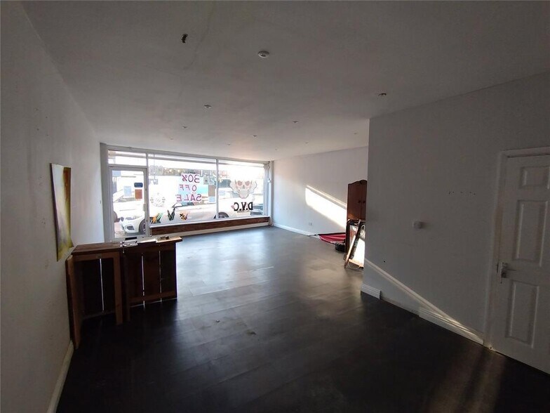 701 London Rd, Westcliff-On-Sea en venta - Foto del edificio - Imagen 2 de 2