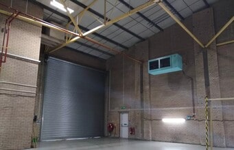 Unit B4 Ullswater Cres, Coulsdon en alquiler Foto del interior- Imagen 2 de 5