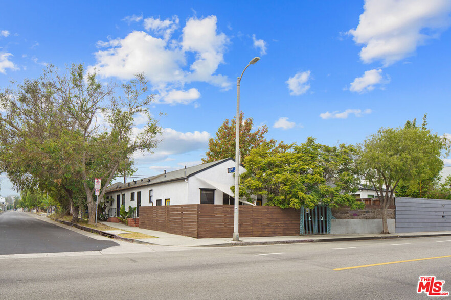 535 Rose Ave, Venice, CA en venta - Foto principal - Imagen 1 de 27