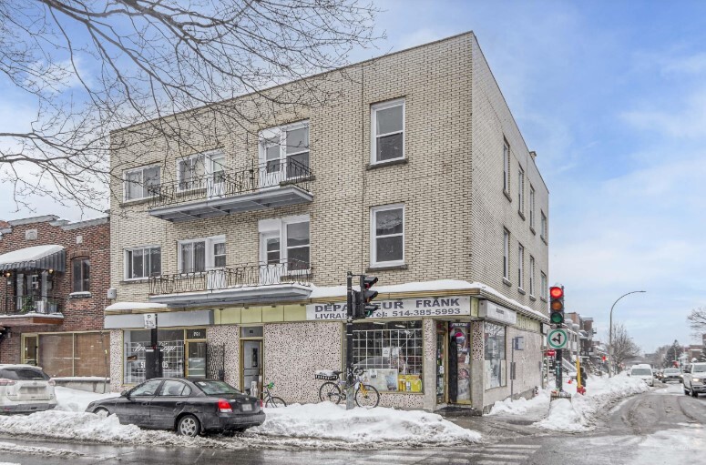 8250-8254 Rue Saint-Hubert, Montréal, QC en venta - Foto principal - Imagen 1 de 1