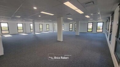 Oficina en Décines-Charpieu en alquiler Foto del interior- Imagen 2 de 7