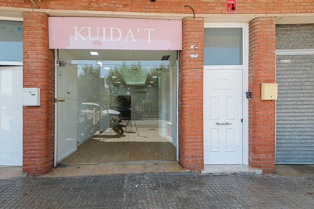 Local en Sant Andreu de la Barca, Barcelona en alquiler Foto del edificio- Imagen 1 de 4