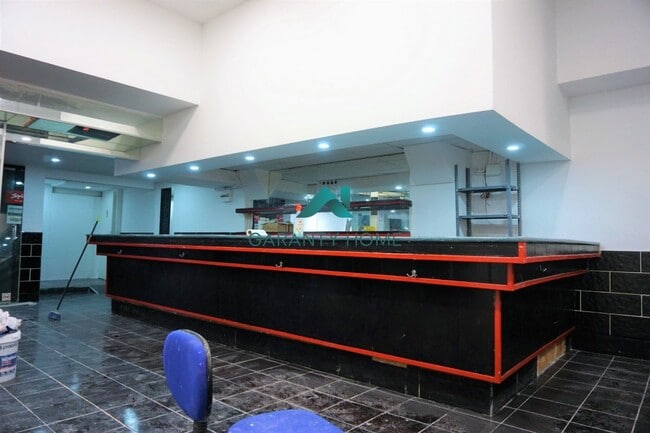 Más detalles de Local en alquiler