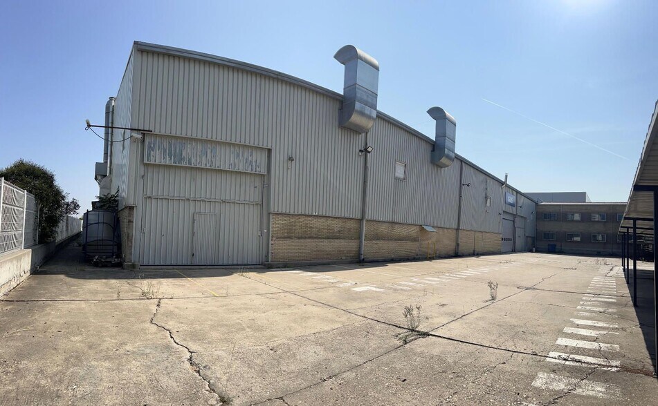 Calle Mancha, 2, Coslada, Madrid en venta - Foto del edificio - Imagen 1 de 1