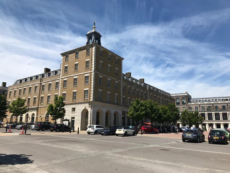 Queen Mother Sq, Dorchester en alquiler - Foto del edificio - Imagen 1 de 3