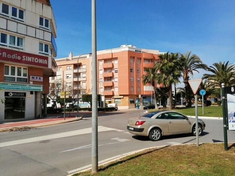 Oficina en El Ejido, Almería en alquiler - Foto del edificio - Imagen 2 de 13