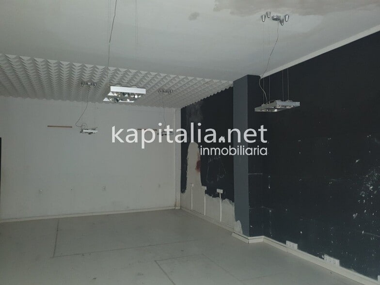 Local en Ontinyent, Valencia en venta - Foto del edificio - Imagen 1 de 4