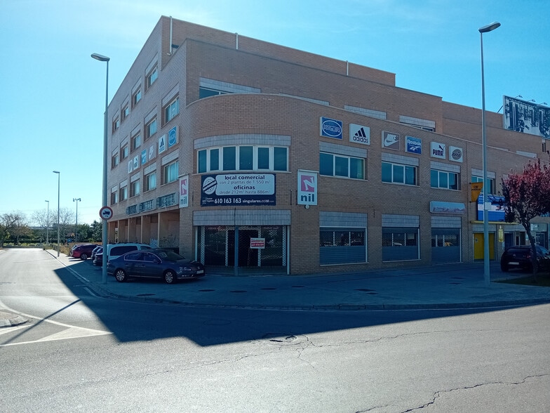 Local en Vila-real, Castellón en venta - Foto del edificio - Imagen 2 de 9