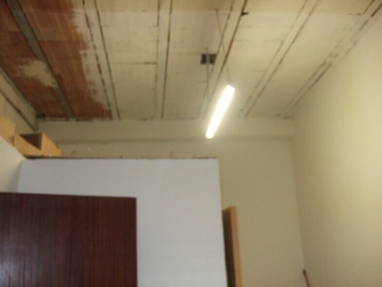 Local en Almussafes, Valencia en venta - Foto del edificio - Imagen 3 de 9