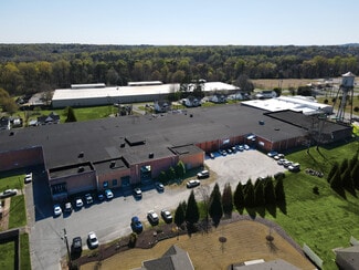 Más detalles de 710 E Catawba St, Belmont, NC - Oficina en alquiler