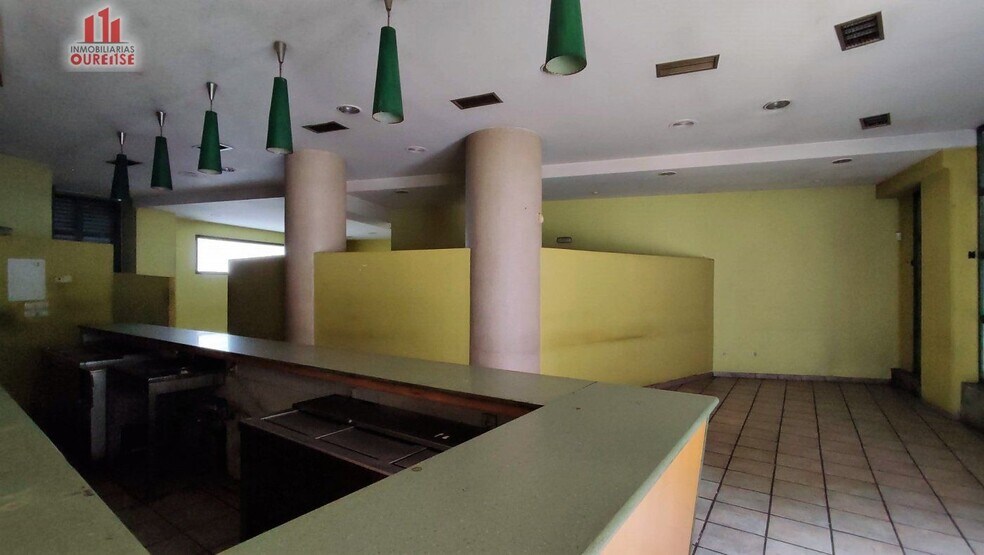 Local en Ourense, Orense en venta - Foto del edificio - Imagen 3 de 15