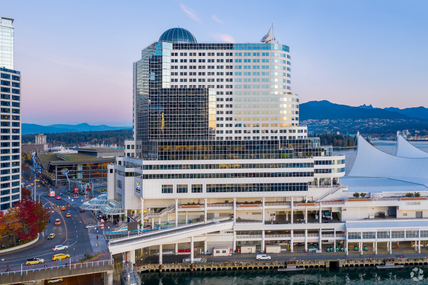 999 Canada Pl, Vancouver, BC en alquiler - Foto del edificio - Imagen 2 de 13